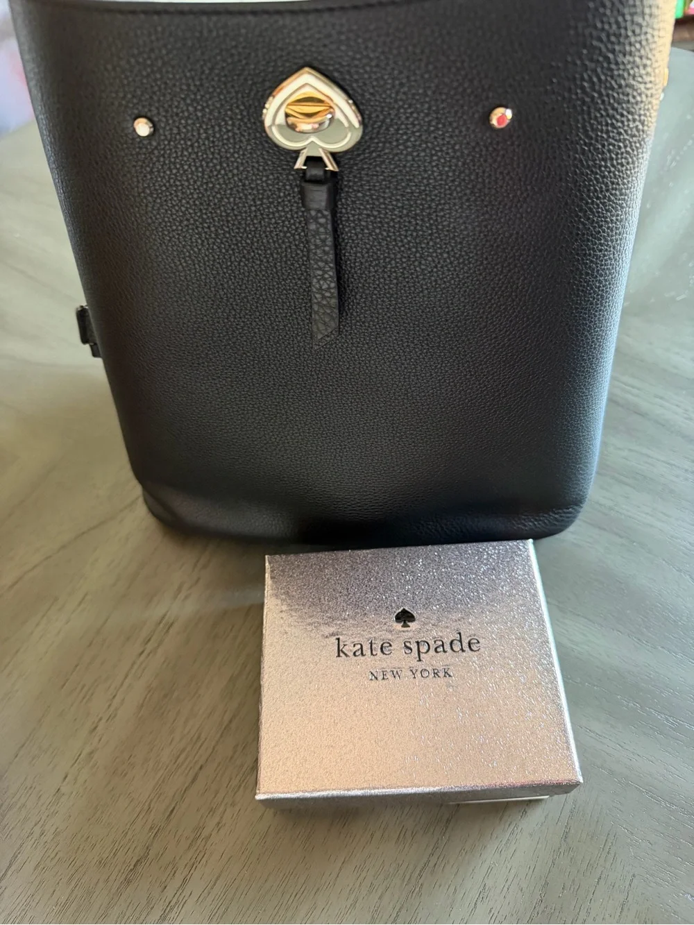 kate spade Black Pebbled Leather Bucket Shoulder Bag with Gold-Tone Accent bundl